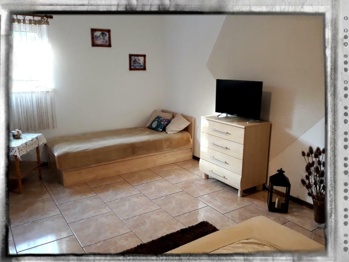 Apartament Pensjonat U Kasi Węgorzewo Zewnętrze zdjęcie