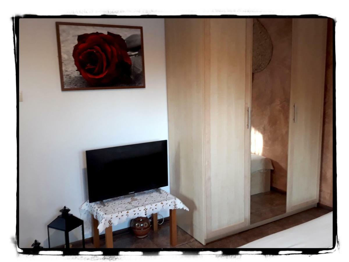 Apartament Pensjonat U Kasi Węgorzewo Zewnętrze zdjęcie