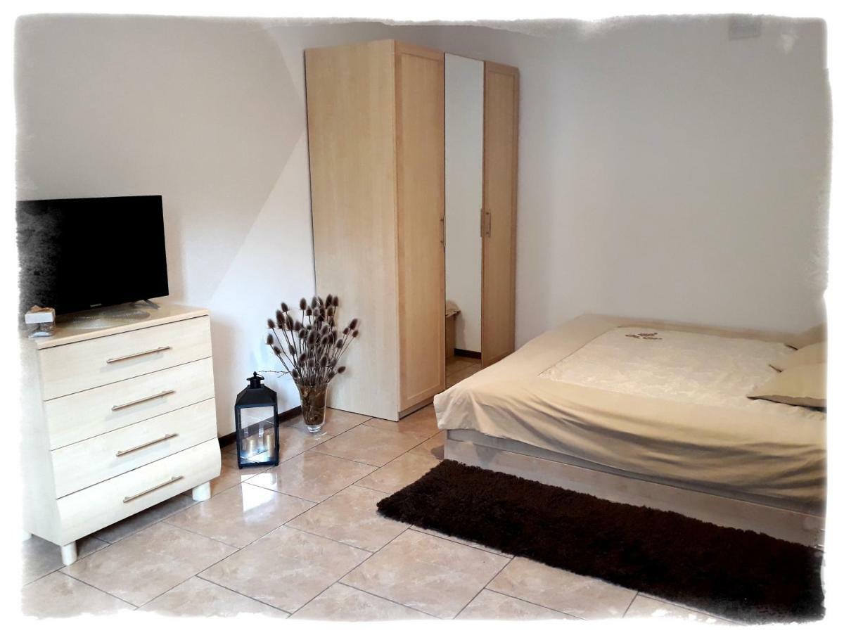 Apartament Pensjonat U Kasi Węgorzewo Zewnętrze zdjęcie